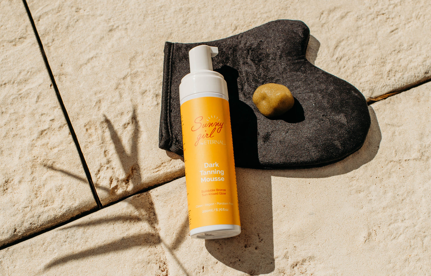 Sunny Girl Tanning Mitt