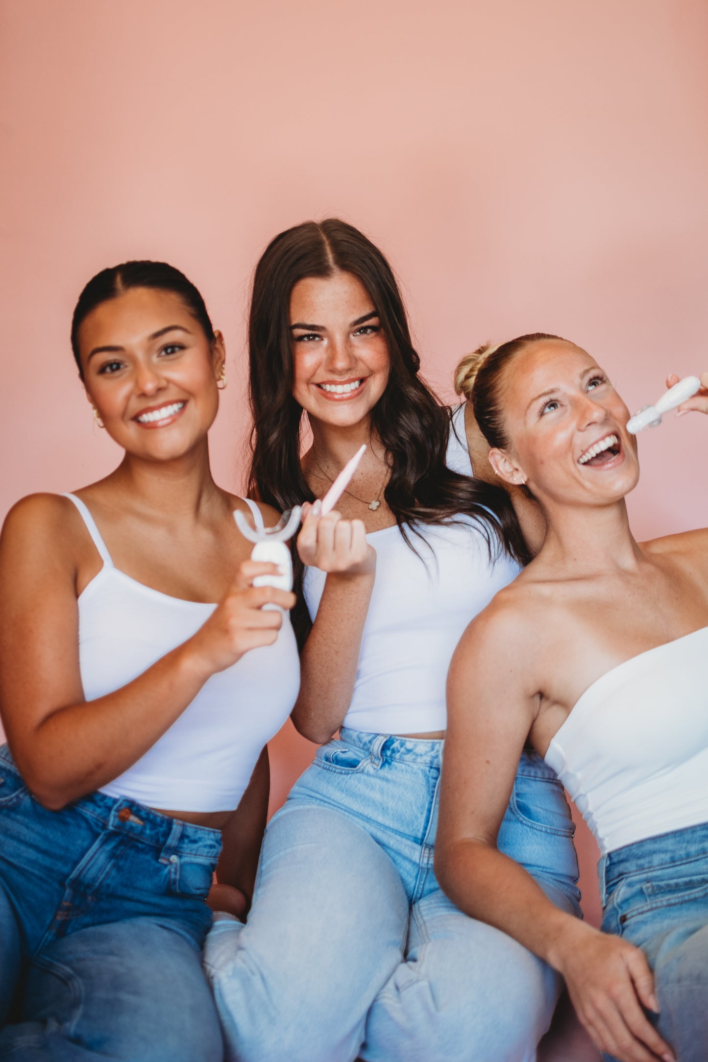 TEETH WHITENING KIT