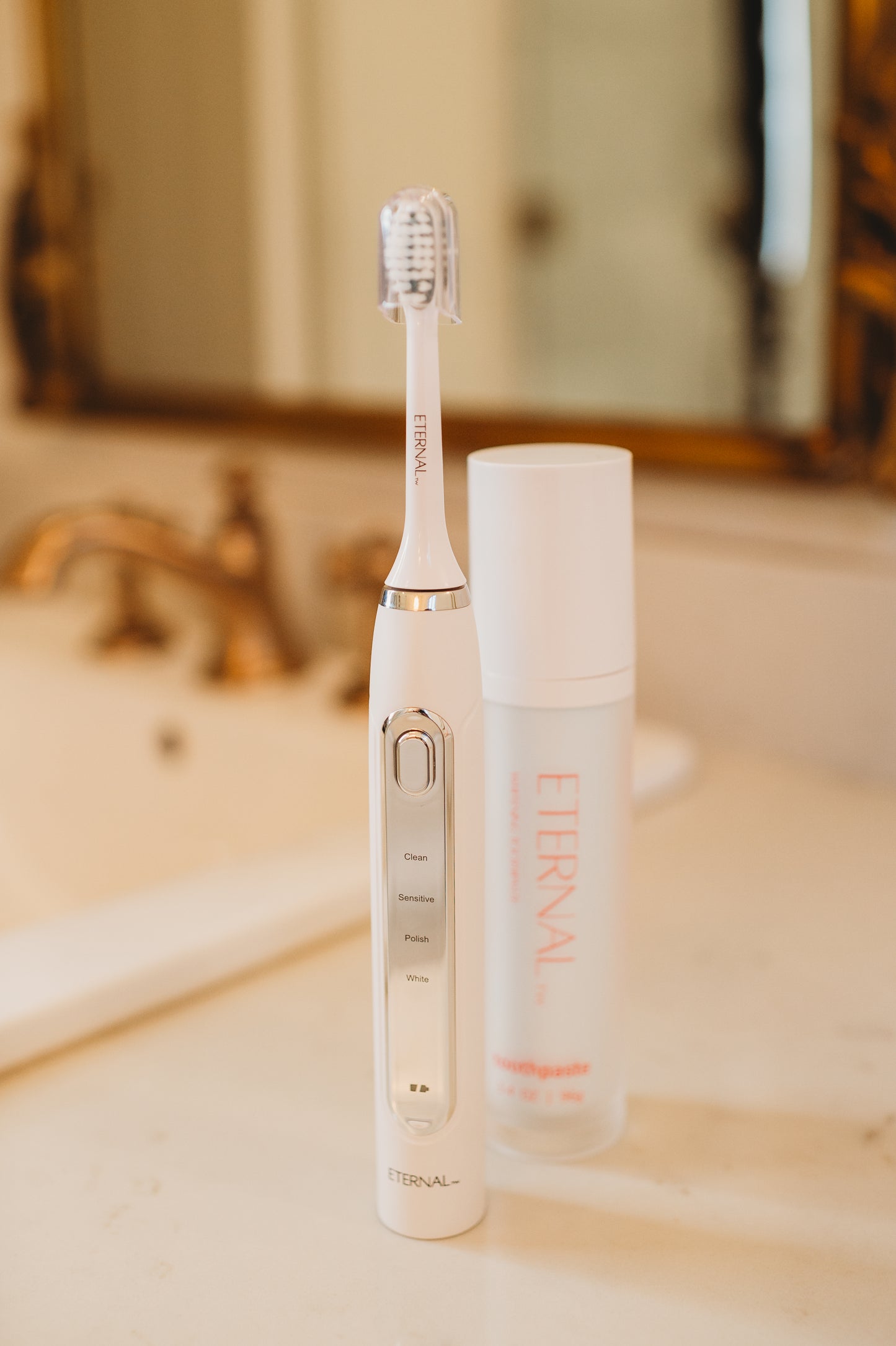 Free Whitening Bubble Mint Toothpaste